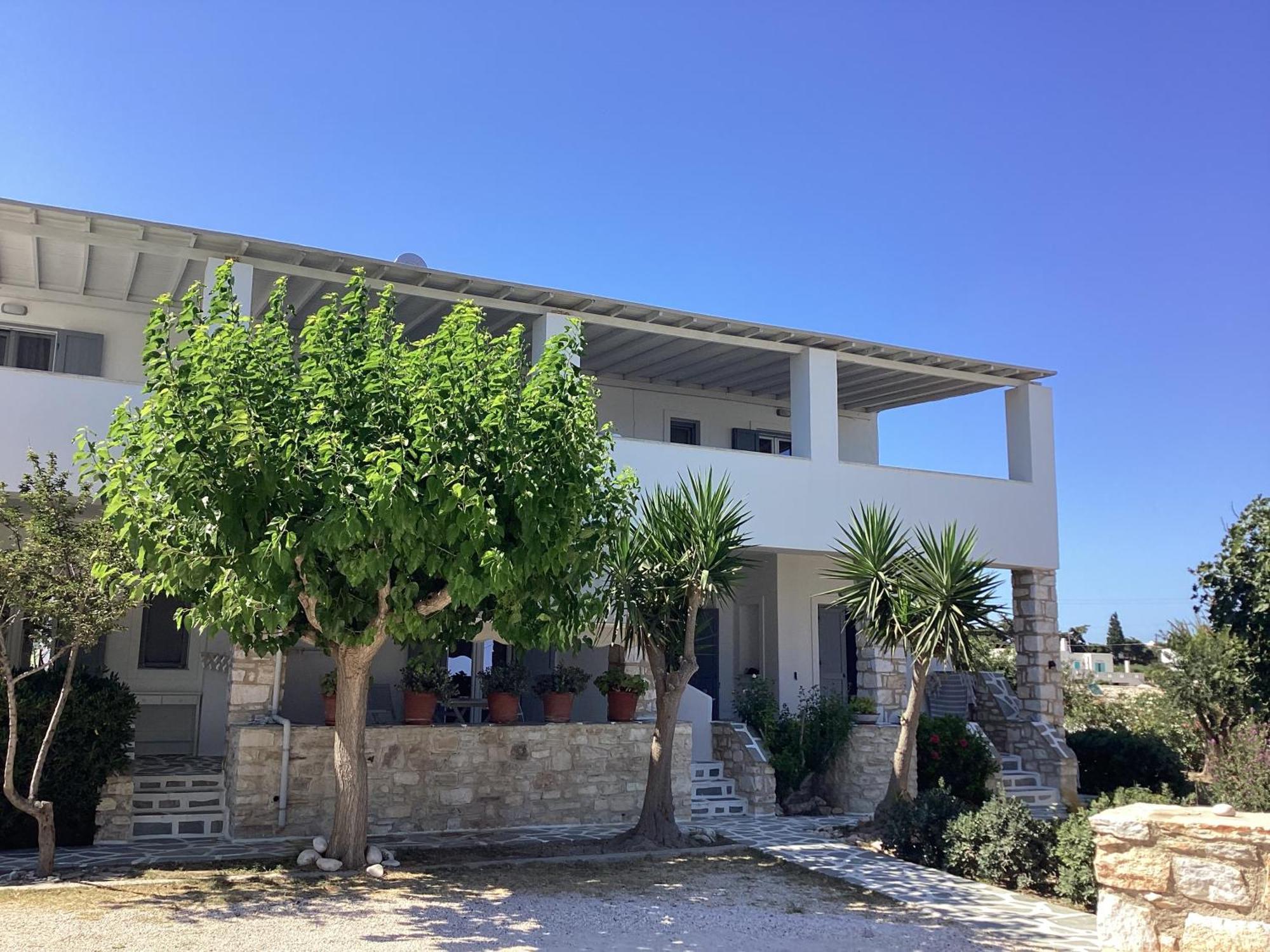 Nefeli Apartment Дриос Екстериор снимка