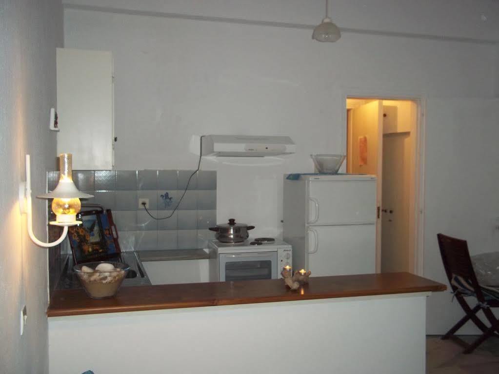 Nefeli Apartment Дриос Екстериор снимка